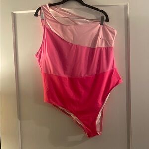 Pink Colorblock One-Shoulder Swimsuit